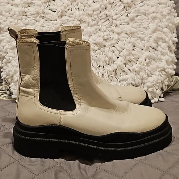 Free People Boots - Picture 16 of 16